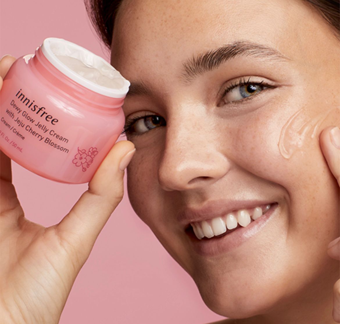 Innisfree Jeju Cherry Blossom Jelly Cream (50ml) - Image 15