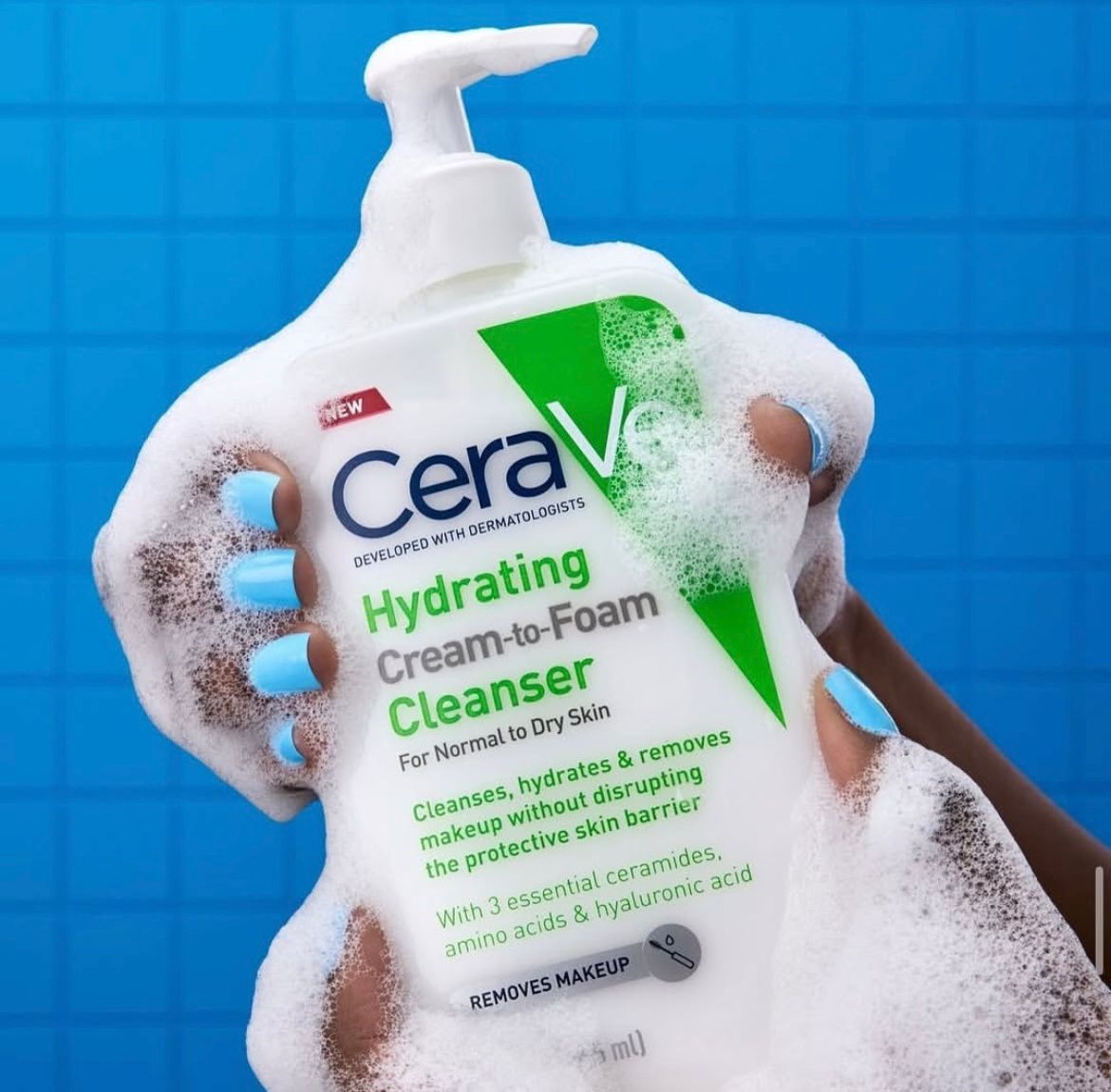 CeraVe Hydrating Cream-to-Foam Cleanser - Image 2