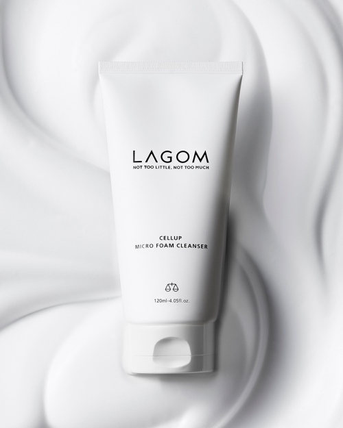 Lagom Cellup Micro Foam Cleanser