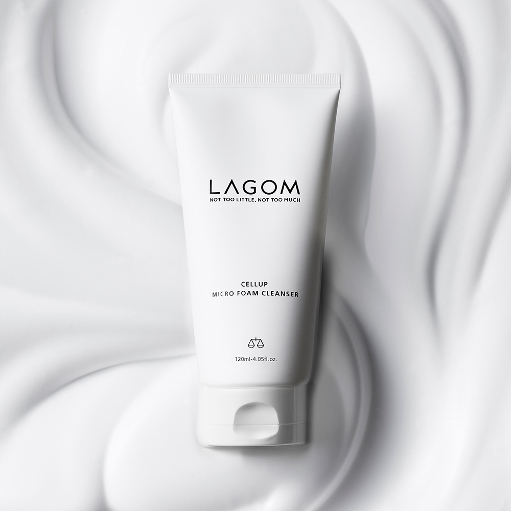Lagom Cellup Micro Foam Cleanser